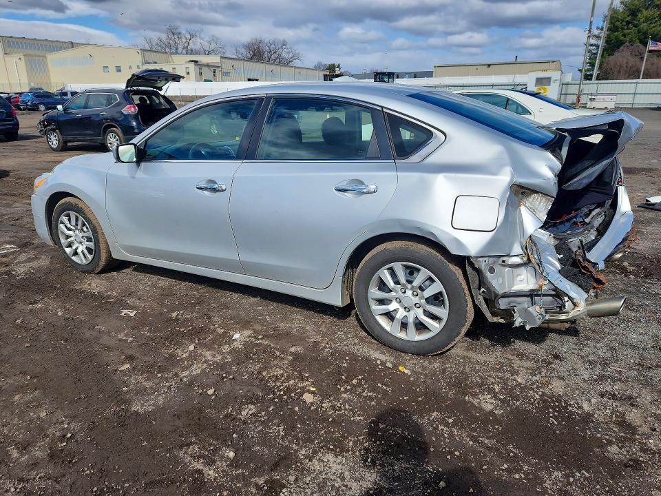 2015 Niss Altima 2.5s