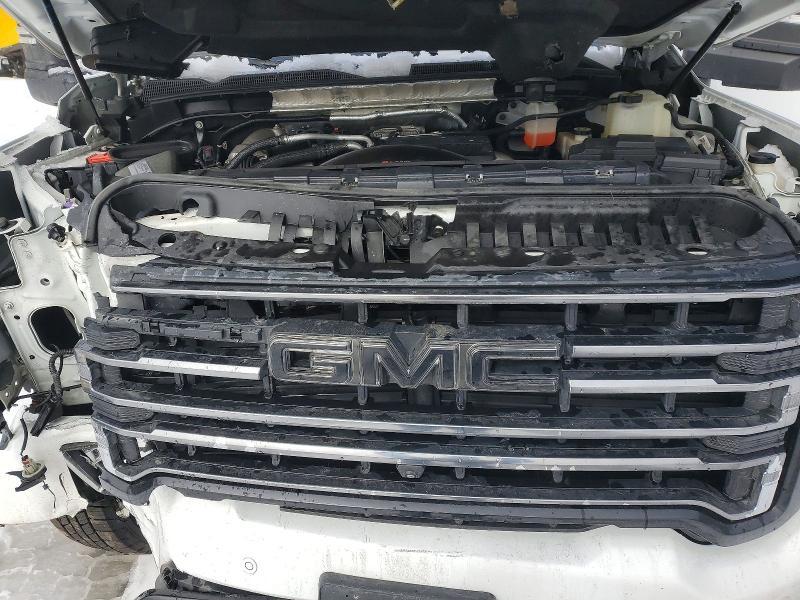 2020 GMC Sierra K2500 AT4