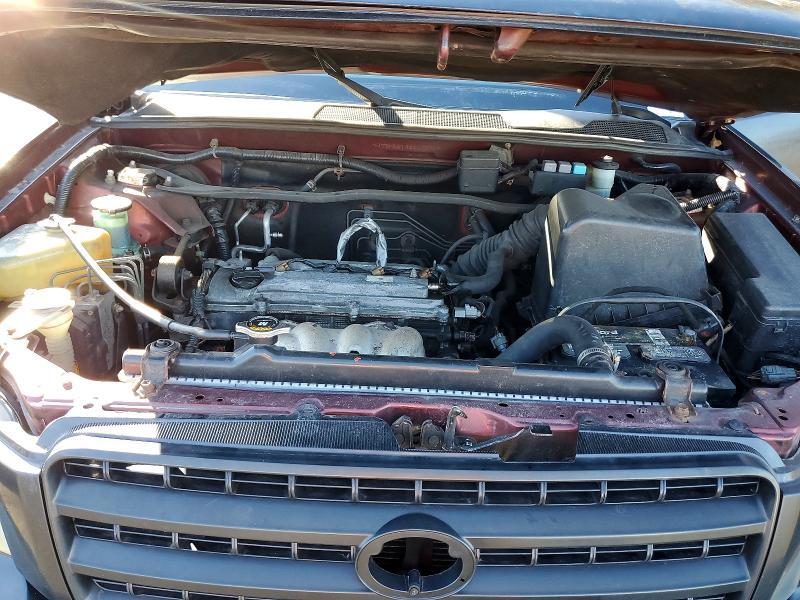 2004 Toyota Highlander Base