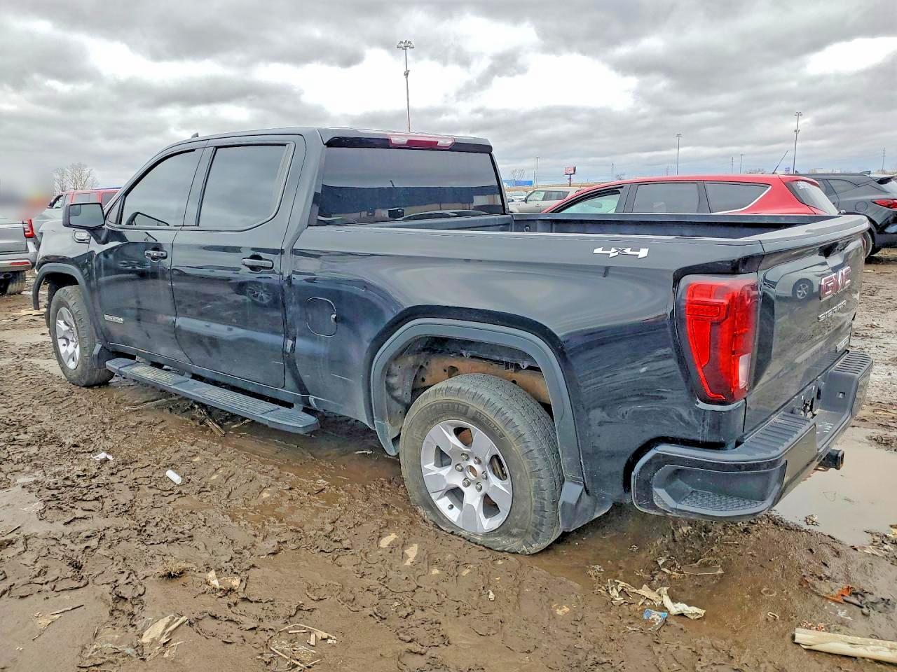 2022 GMC Sierra K1500 Elevation