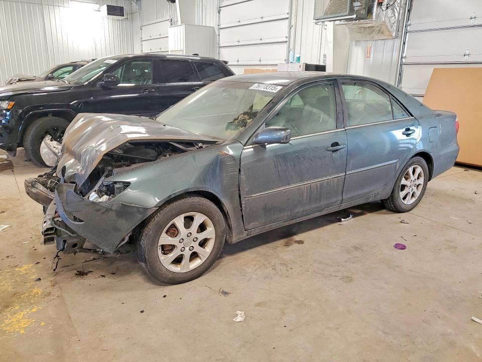 2005 Toyota Camry xle