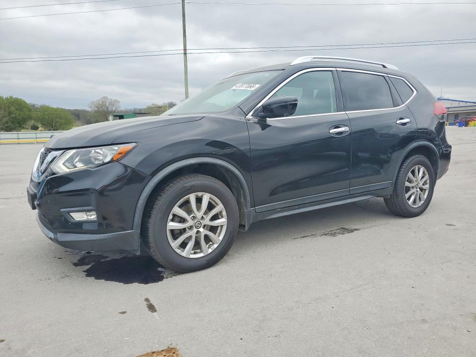 2018 Nissan Rogue sv