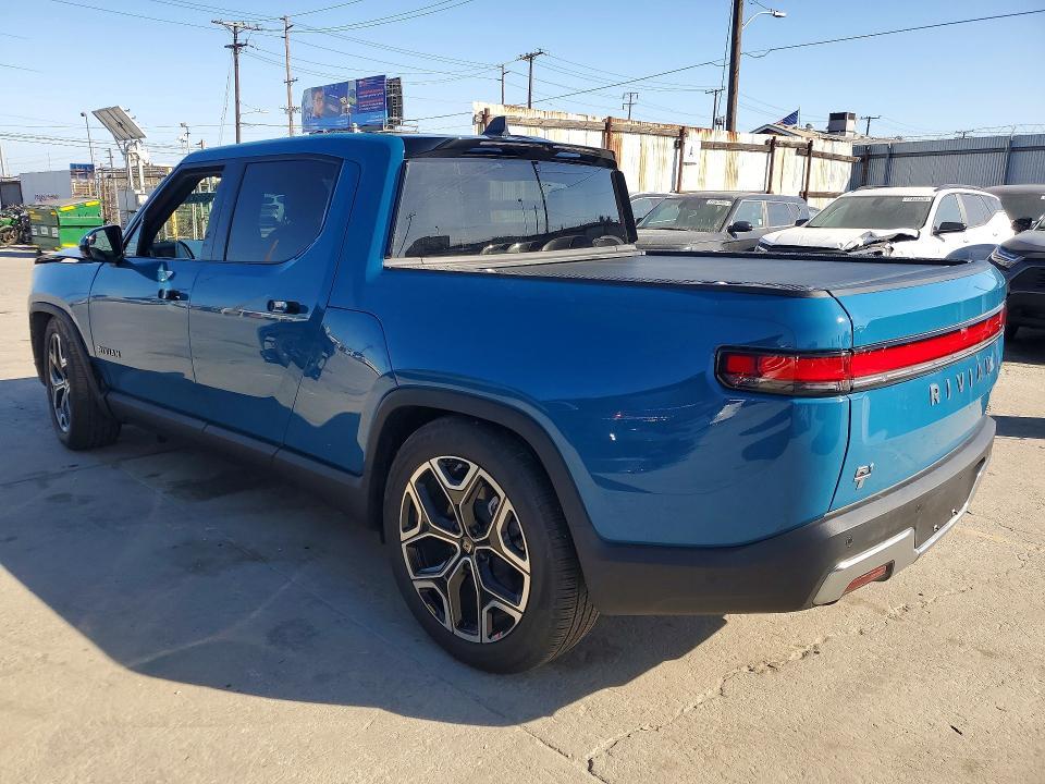 2025 Rivian R1T Adventure