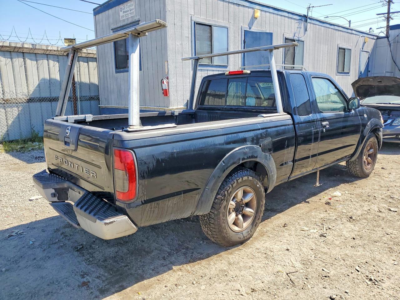 2003 Nissan Frontier Standard
