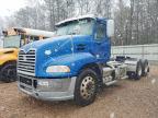 2015 Mack CXU613 Semi Truck
