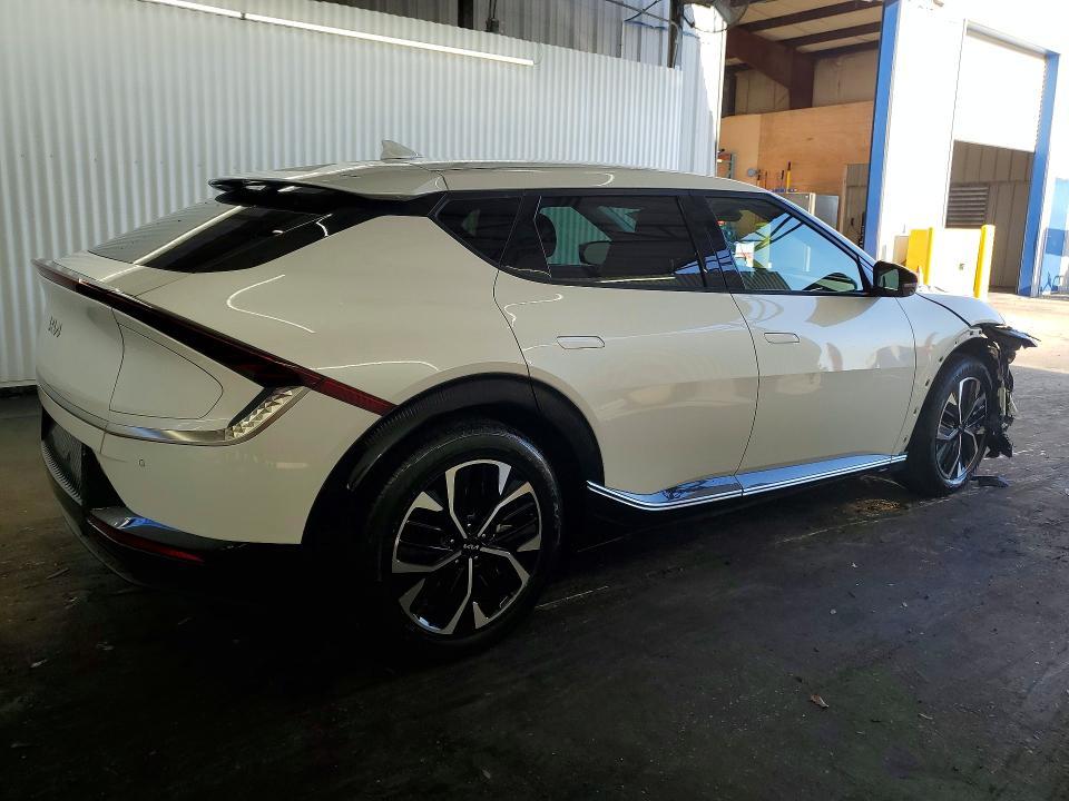 2023 KIA EV6 Wind