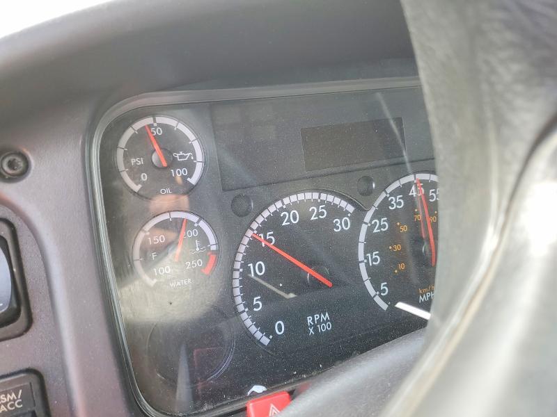 2024 Freigliner 2024 Freightliner Business Class M2 BOX Truck