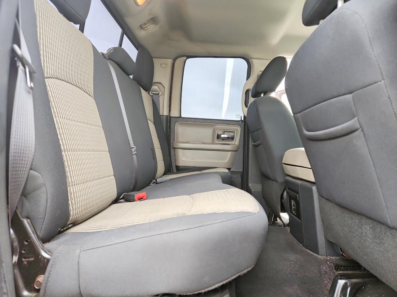 2012 Dodge RAM 1500 SLT
