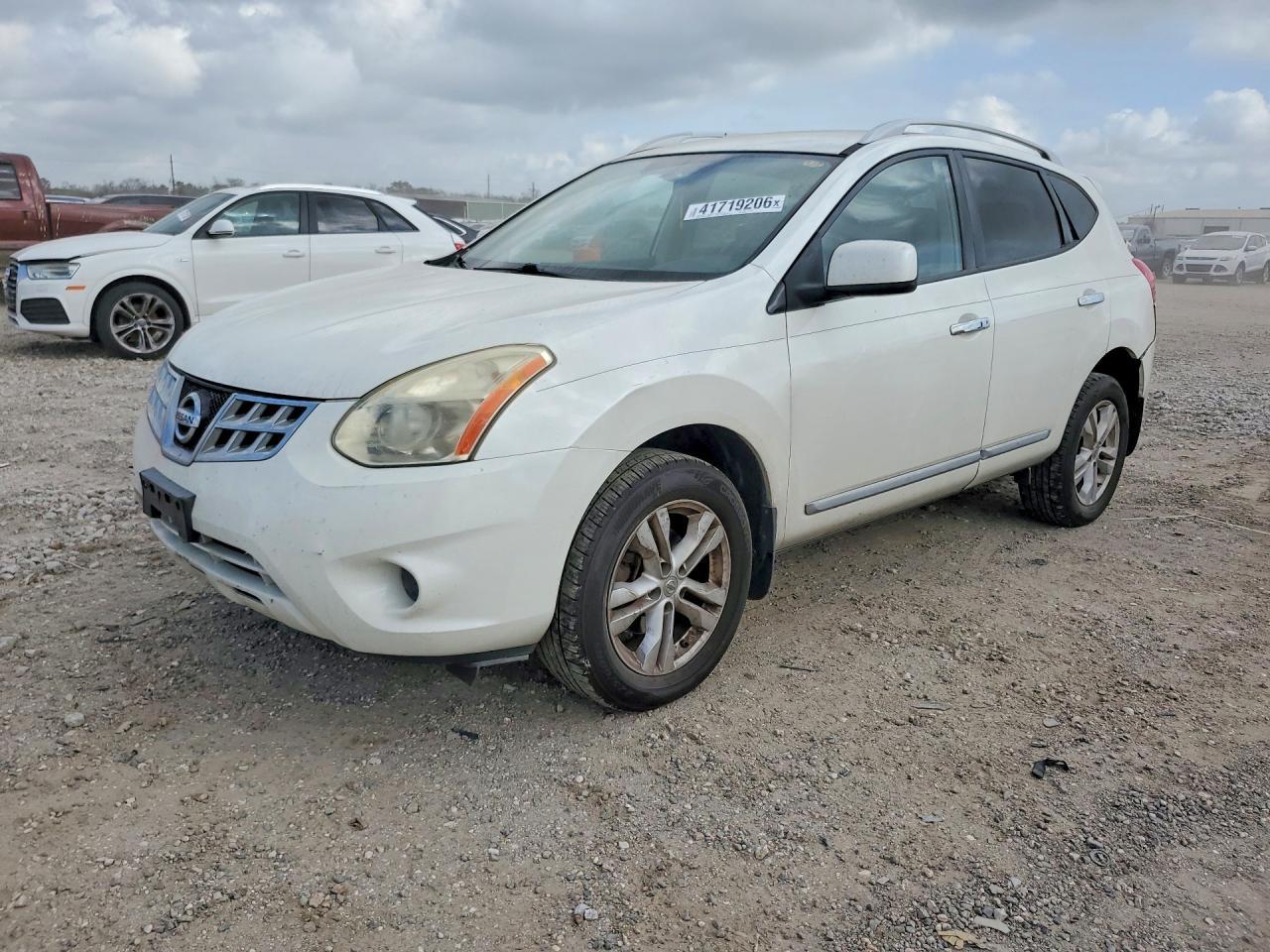 2012 Nissan Rogue s