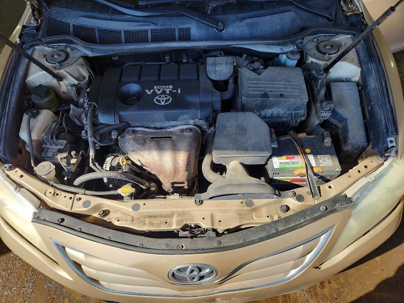 2010 Toyota Camry le