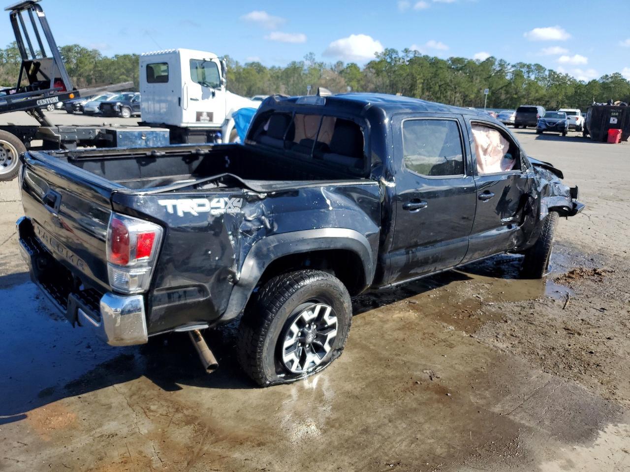 2022 Toyota Tacoma TRD OFF-Road