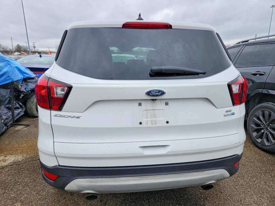 2019 Ford Escape se