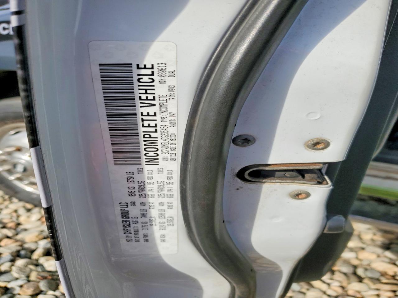 2012 Dodge RAM Chassis Cab Flatbed Truck