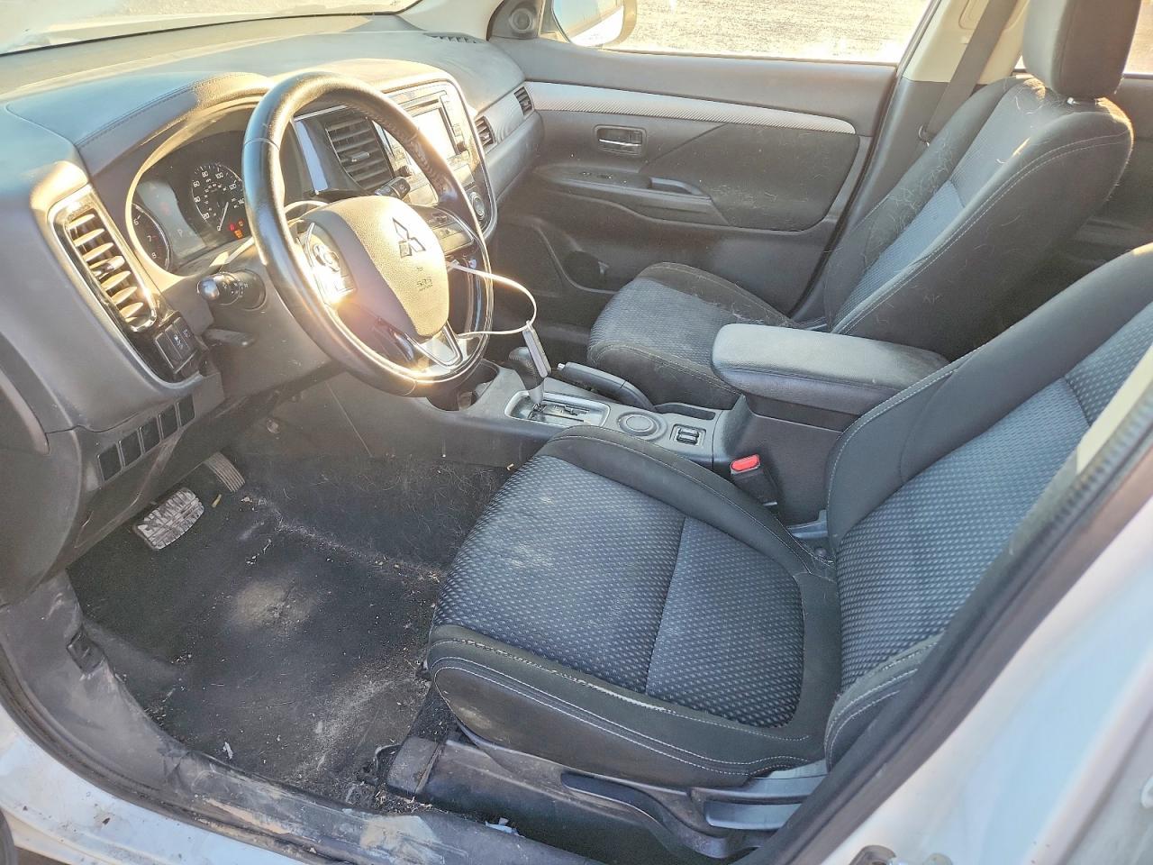 2016 Mitsubishi Outlander se