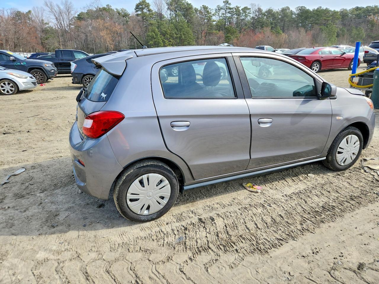 2017 Mitsubishi Mirage es