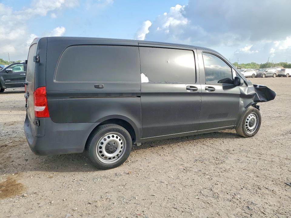 2016 Mercedes-Benz Metris