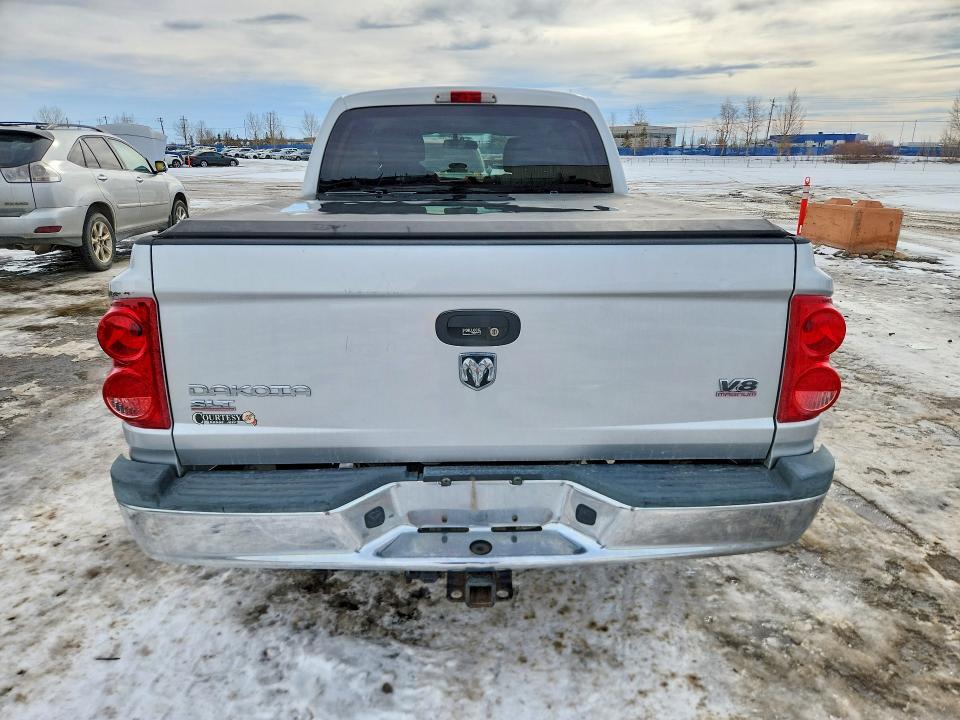 2005 Dodge Dakota Quad SLT