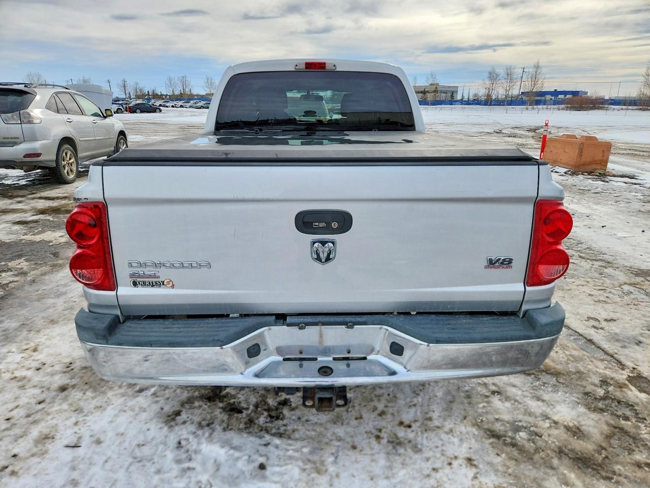 2005 Dodge Dakota Quad SLT