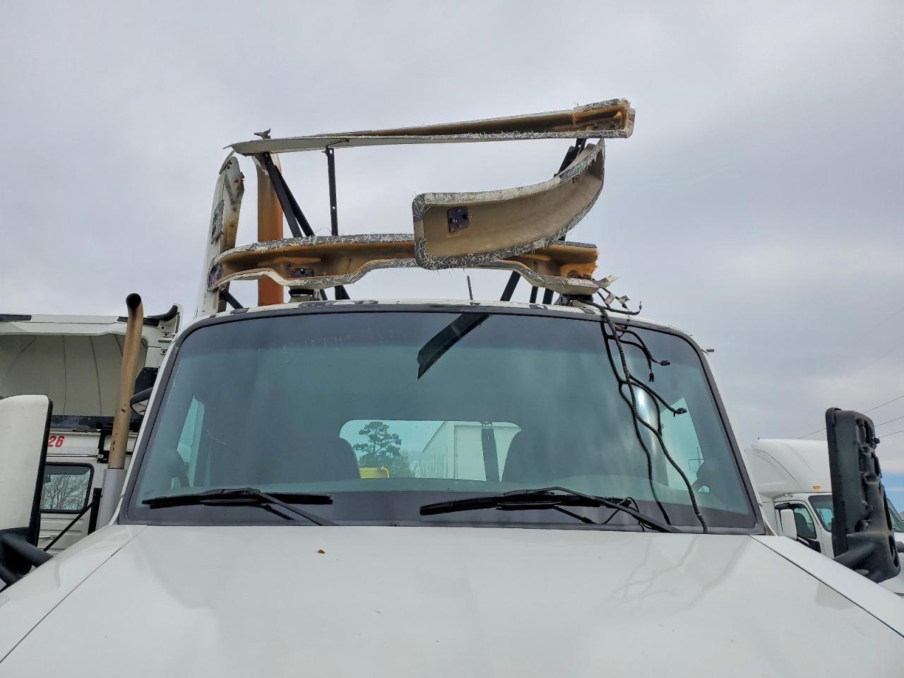 2016 Peterbilt 579 Semi Truck