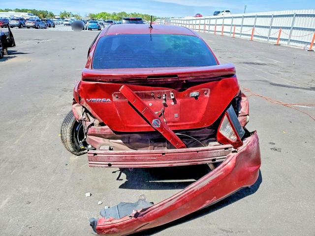 2017 Nissan Versa 1.6 s Plus