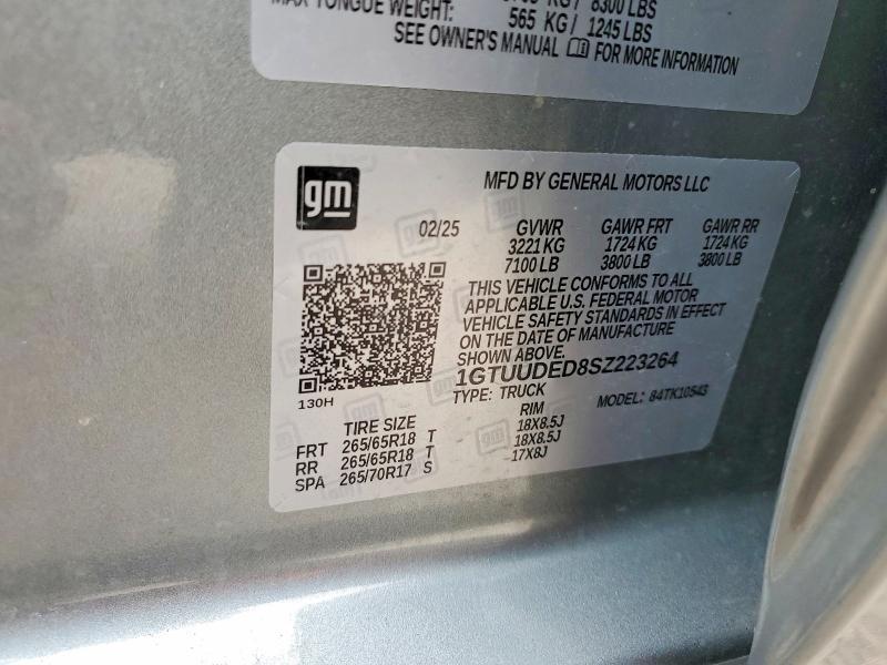 2025 GMC Sierra K1500 SLT