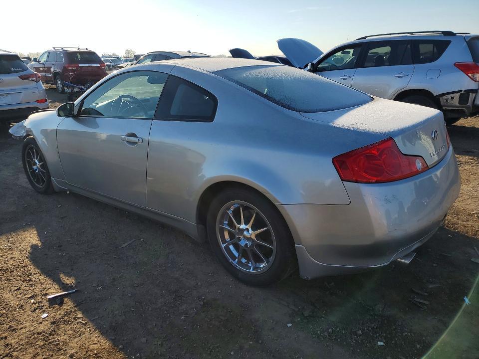 2004 Infiniti G35 Base