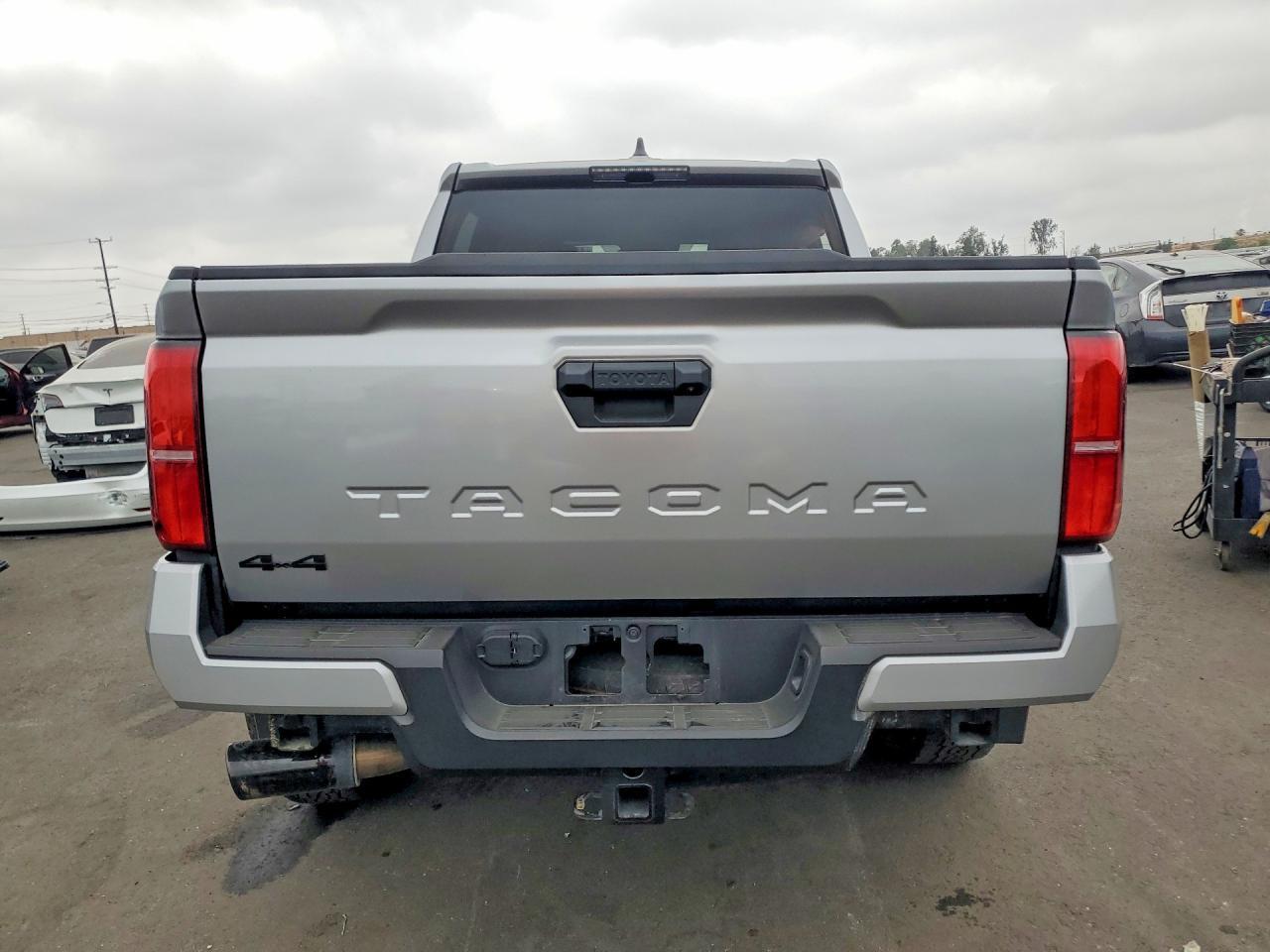 2024 Toyota Tacoma TRD OFF-Road