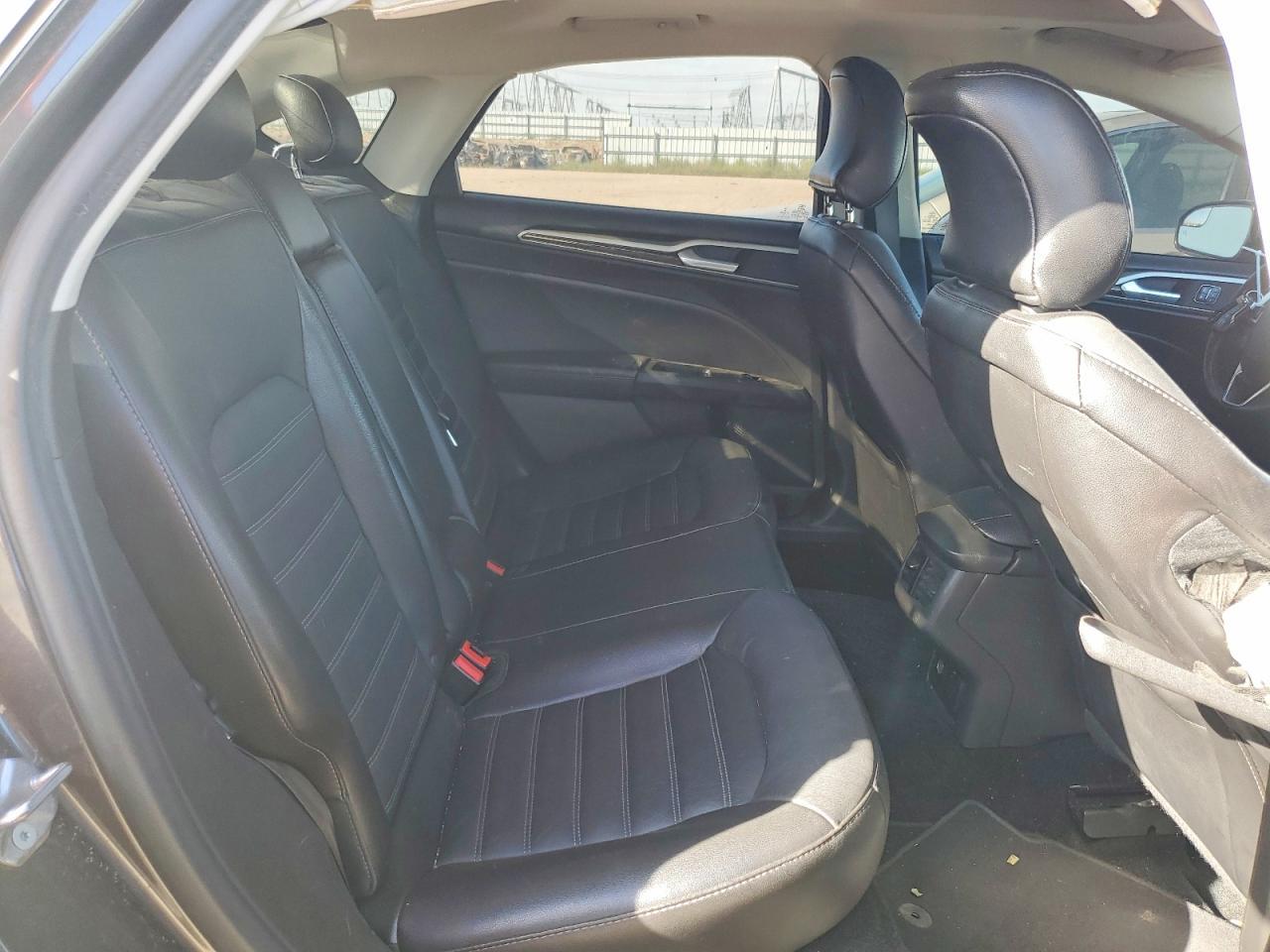 2016 Ford Fusion se Phev