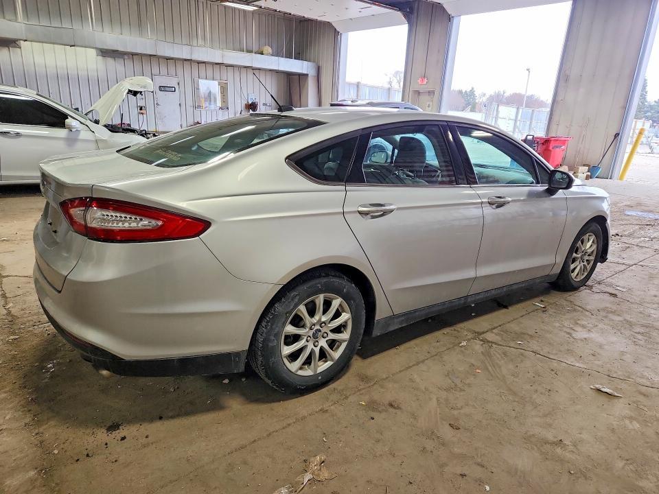 2016 Ford Fusion s