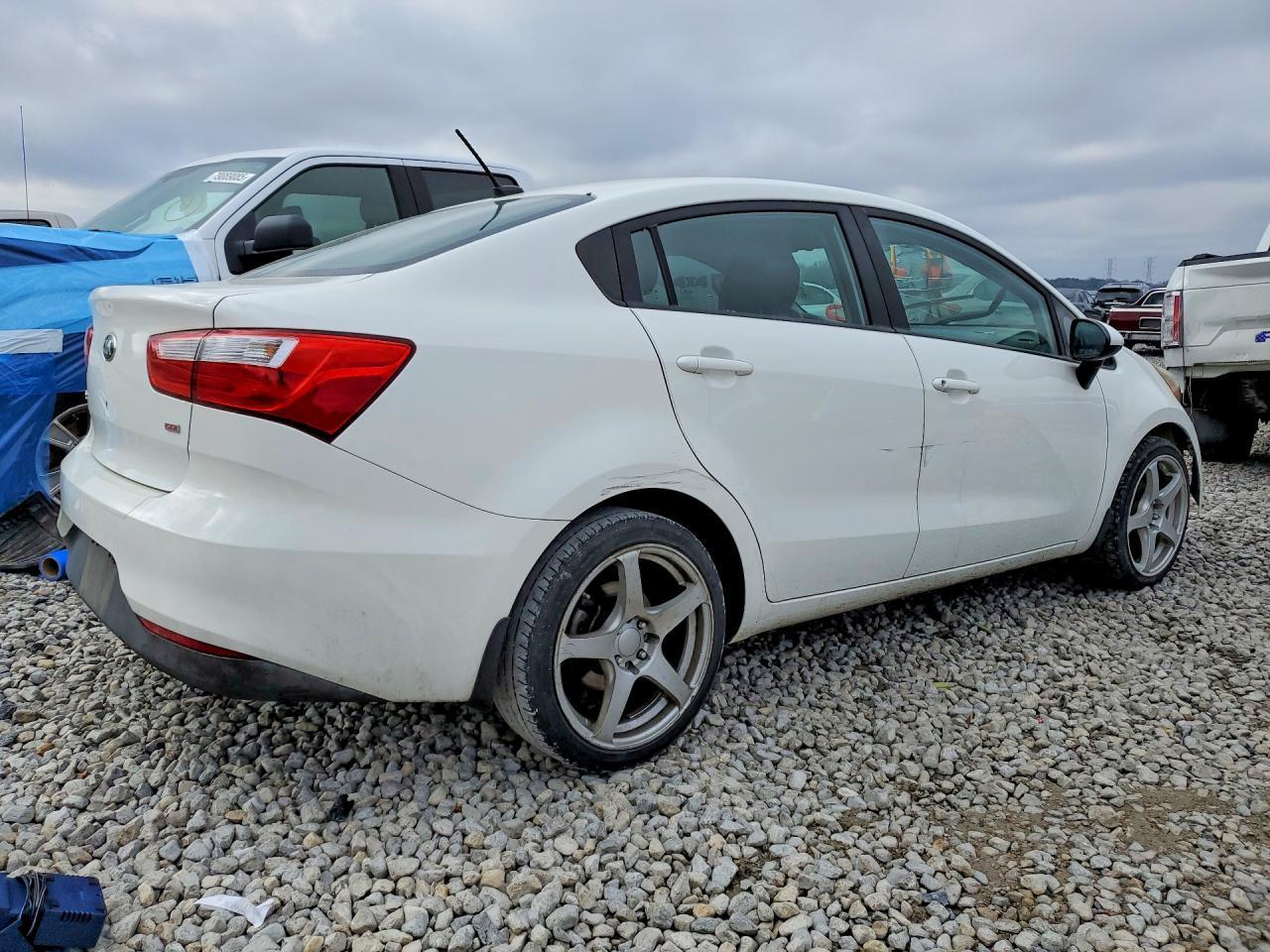 2017 KIA Rio lx