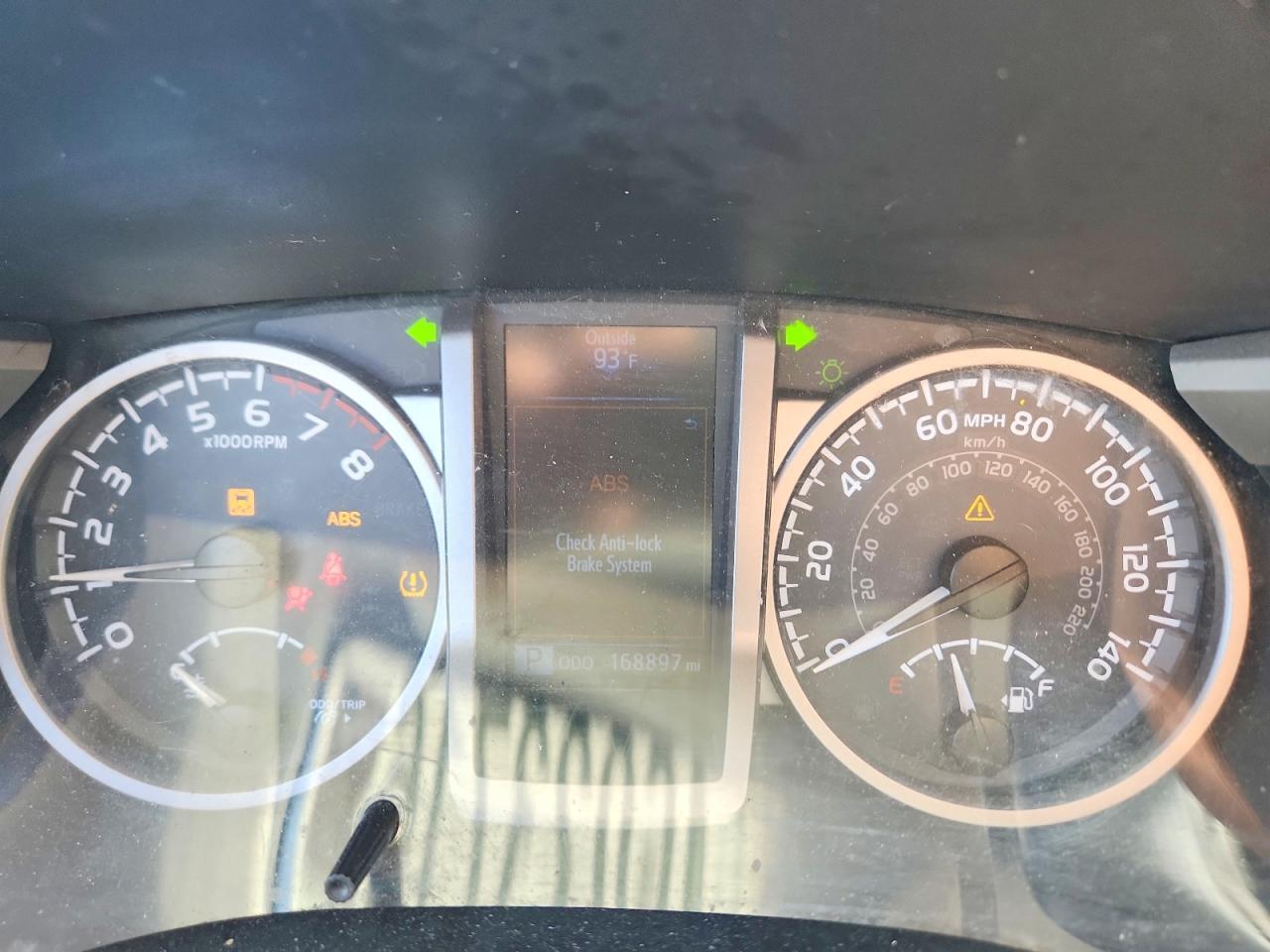 2018 Toyota Tacoma SR5 V6