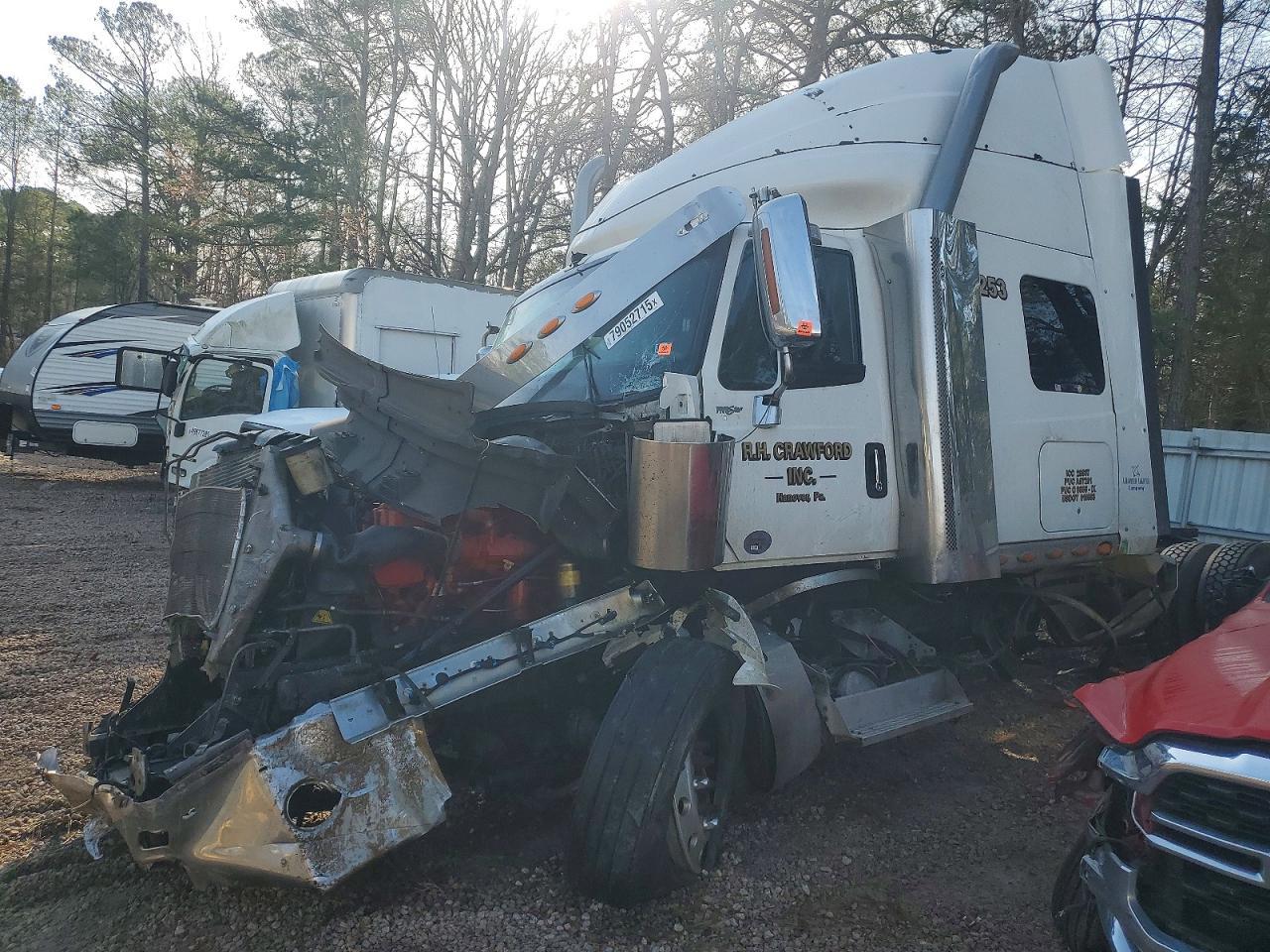 2017 International LF517 Semi Truck