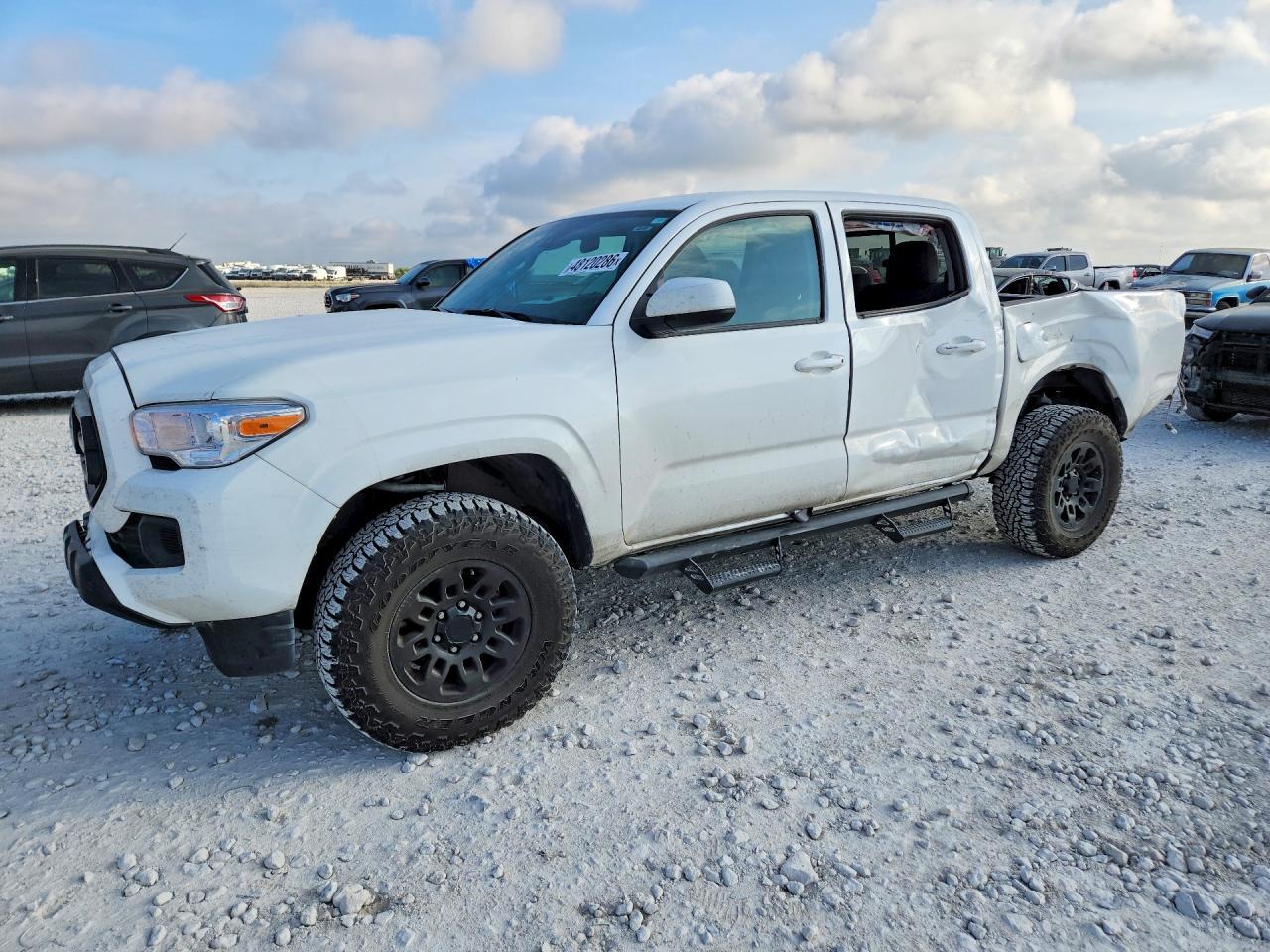 2022 Toyota Tacoma SR V6