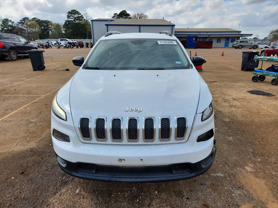 2016 Jeep Cherokee Sport