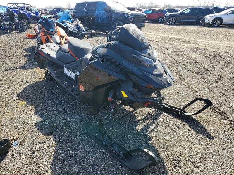 2024 Skidoo MXZ XRS 850