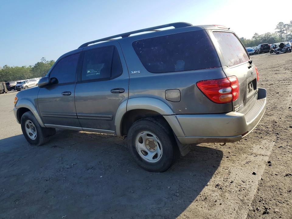 2004 Toyota Sequoia SR5
