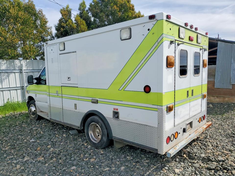 2006 Ford E-350 Ambulance