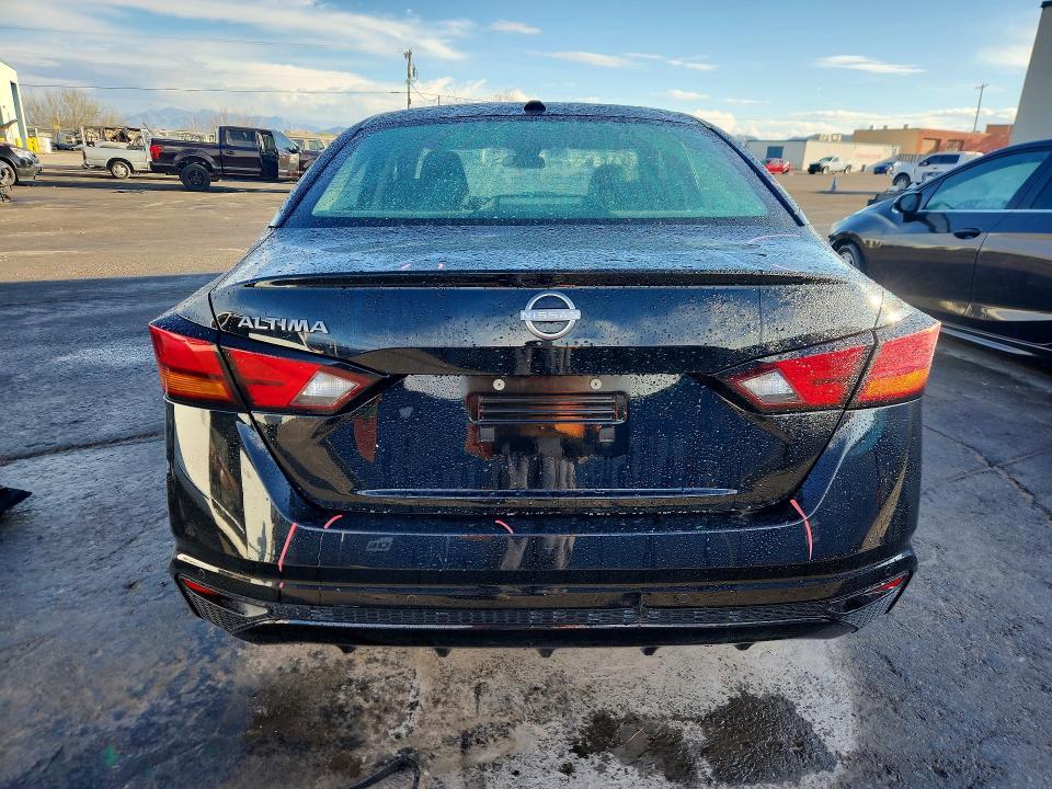 2025 Nissan Altima 2.5 sv