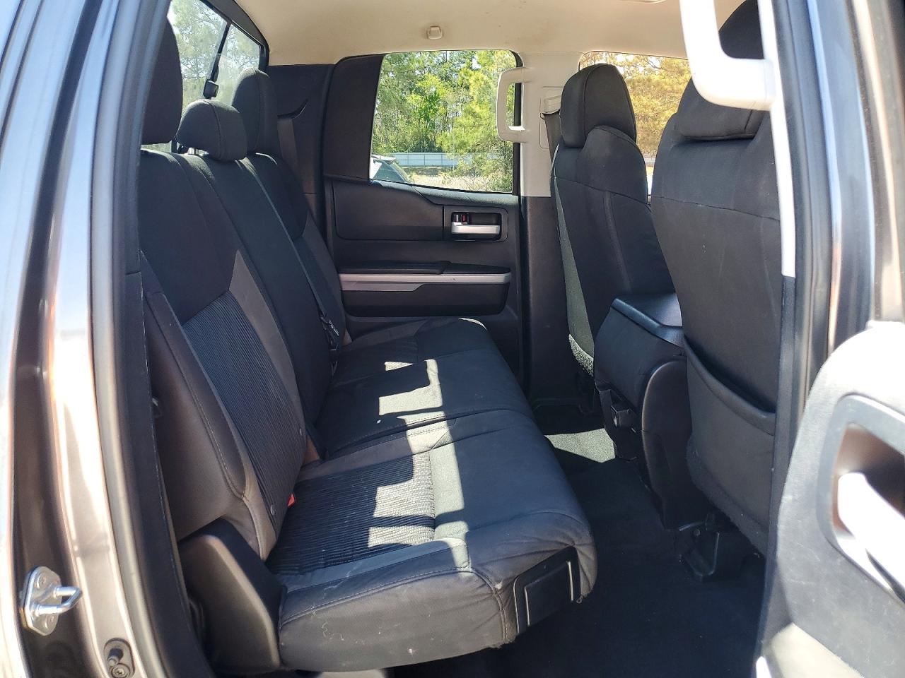 2014 Toyota Tundra SR5