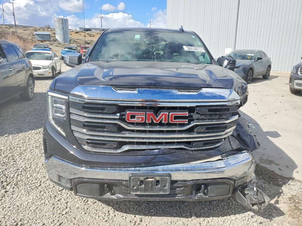 2025 GMC Sierra K1500 SLT