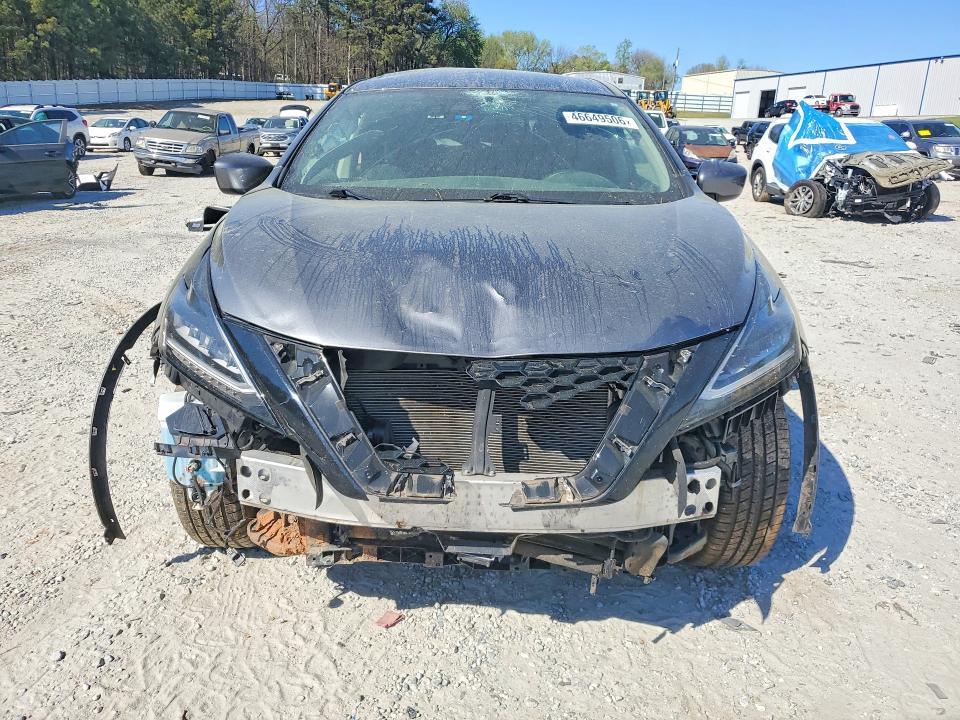 2022 Nissan Murano s