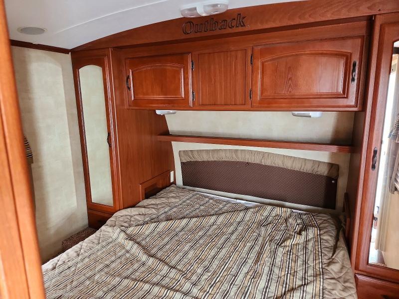 2012 Keystone Outback Camper
