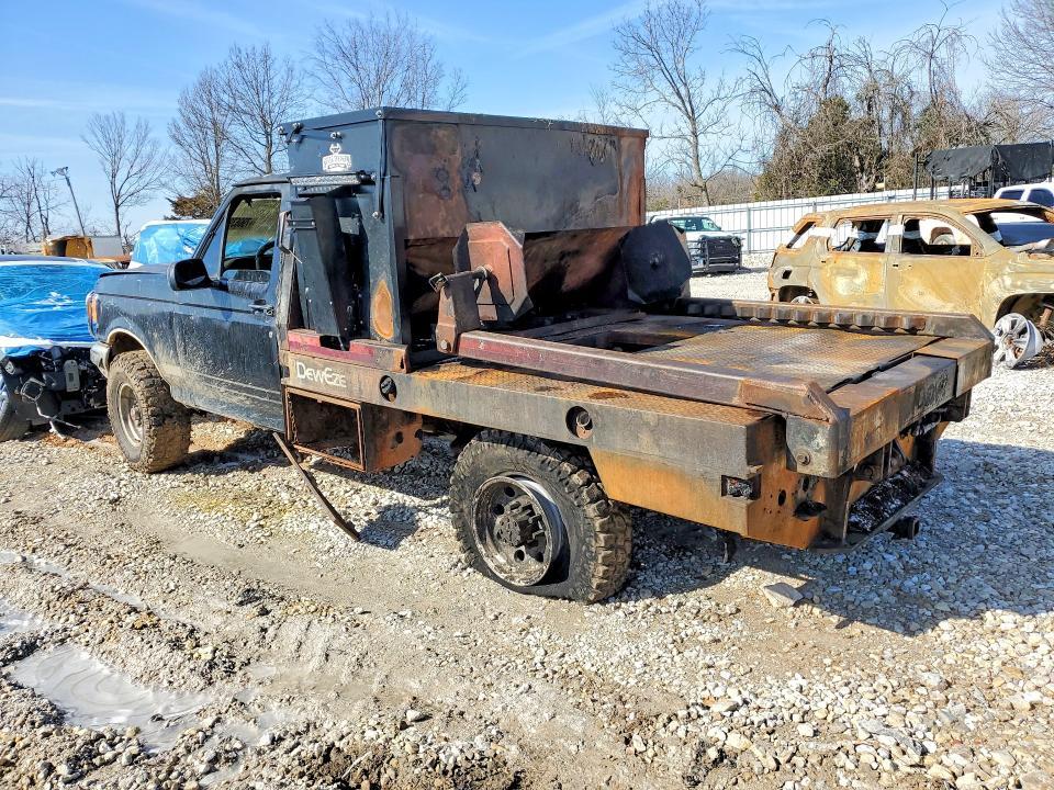1989 Ford F250 Super Duty Flatbed Truck