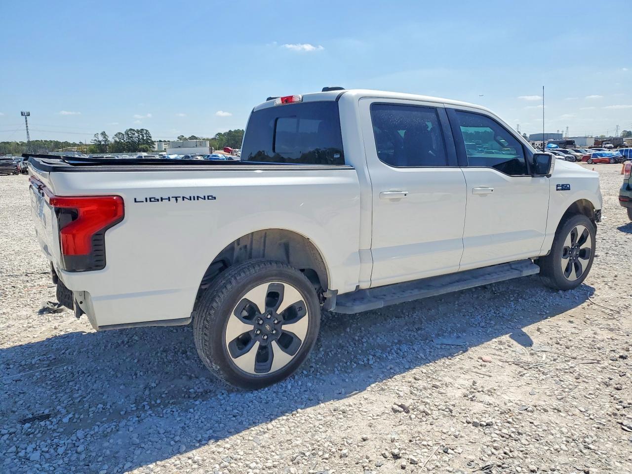 2024 Ford F150 Lightning Platinum