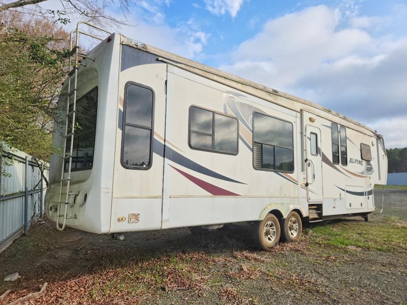 2011 Keystone Alpine Camper