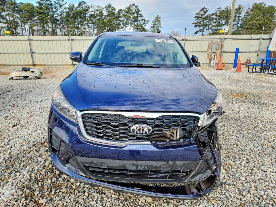 2020 KIA Sorento lx V6