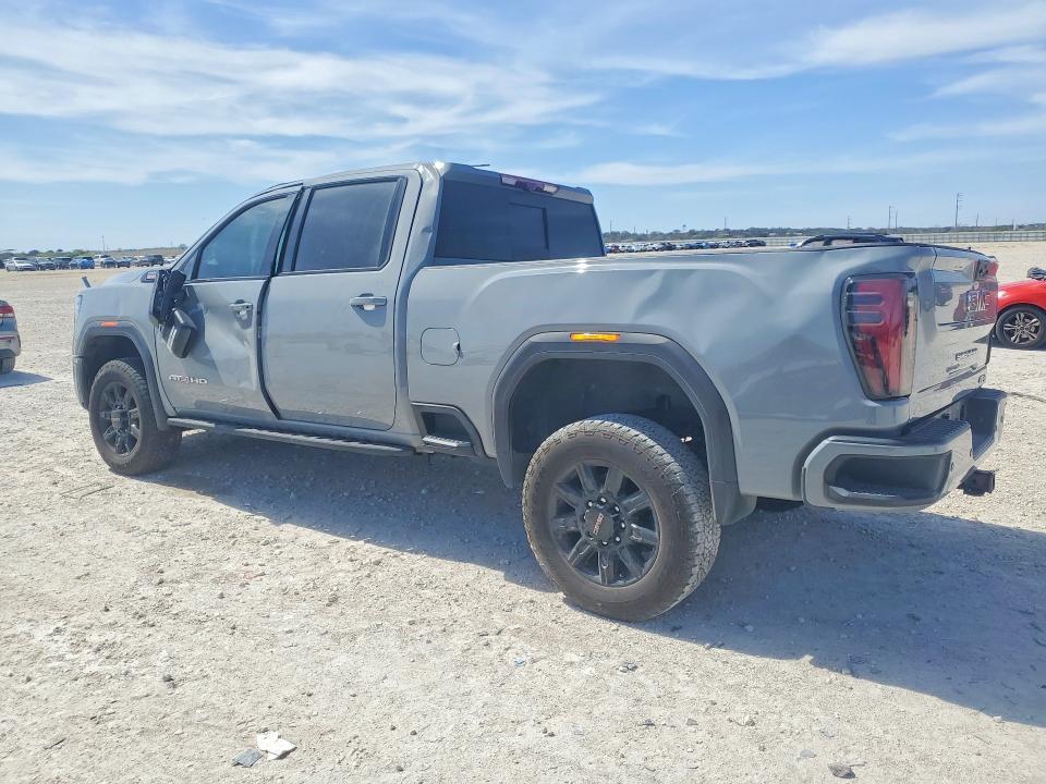 2025 GMC Sierra K2500 AT4