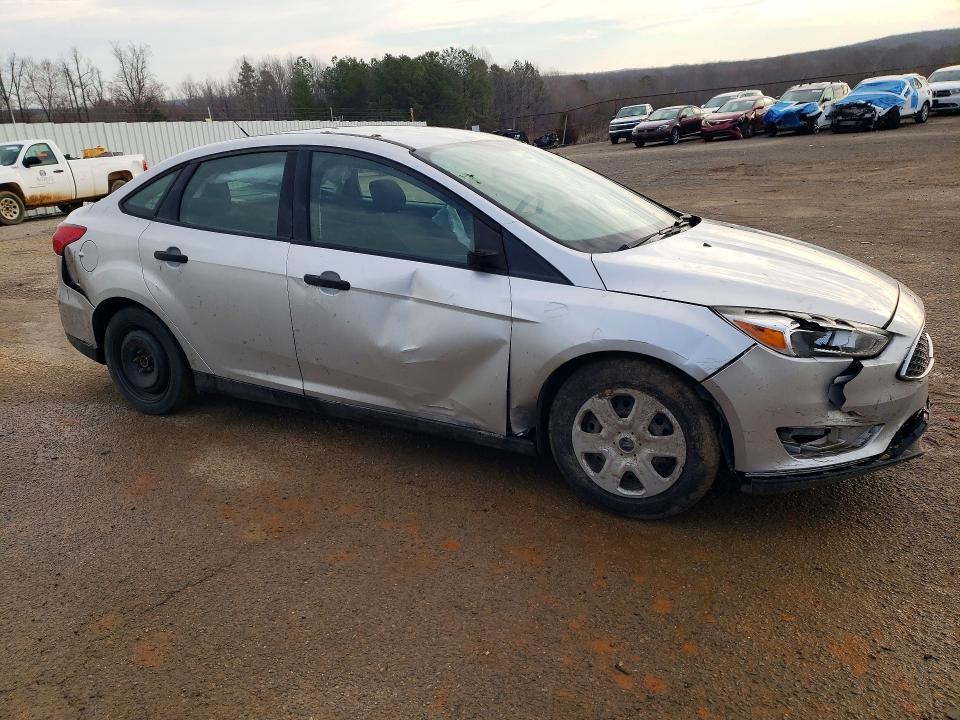 2017 Ford Focus s