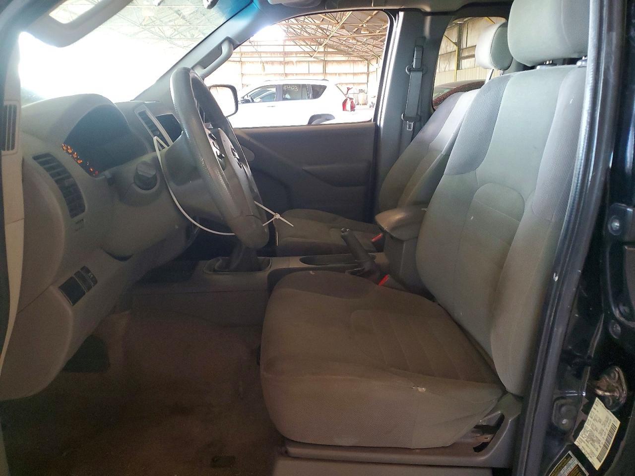 2015 Nissan Frontier S