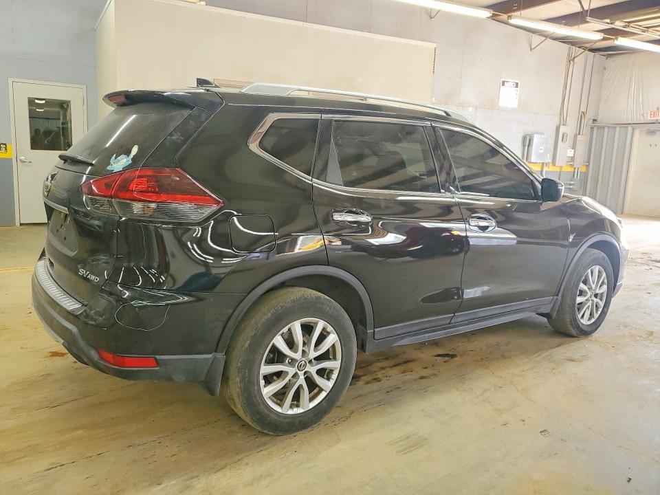 2018 Nissan Rogue sv
